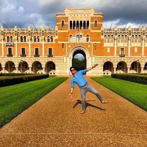 Meet your Posher, Quoc-khanh